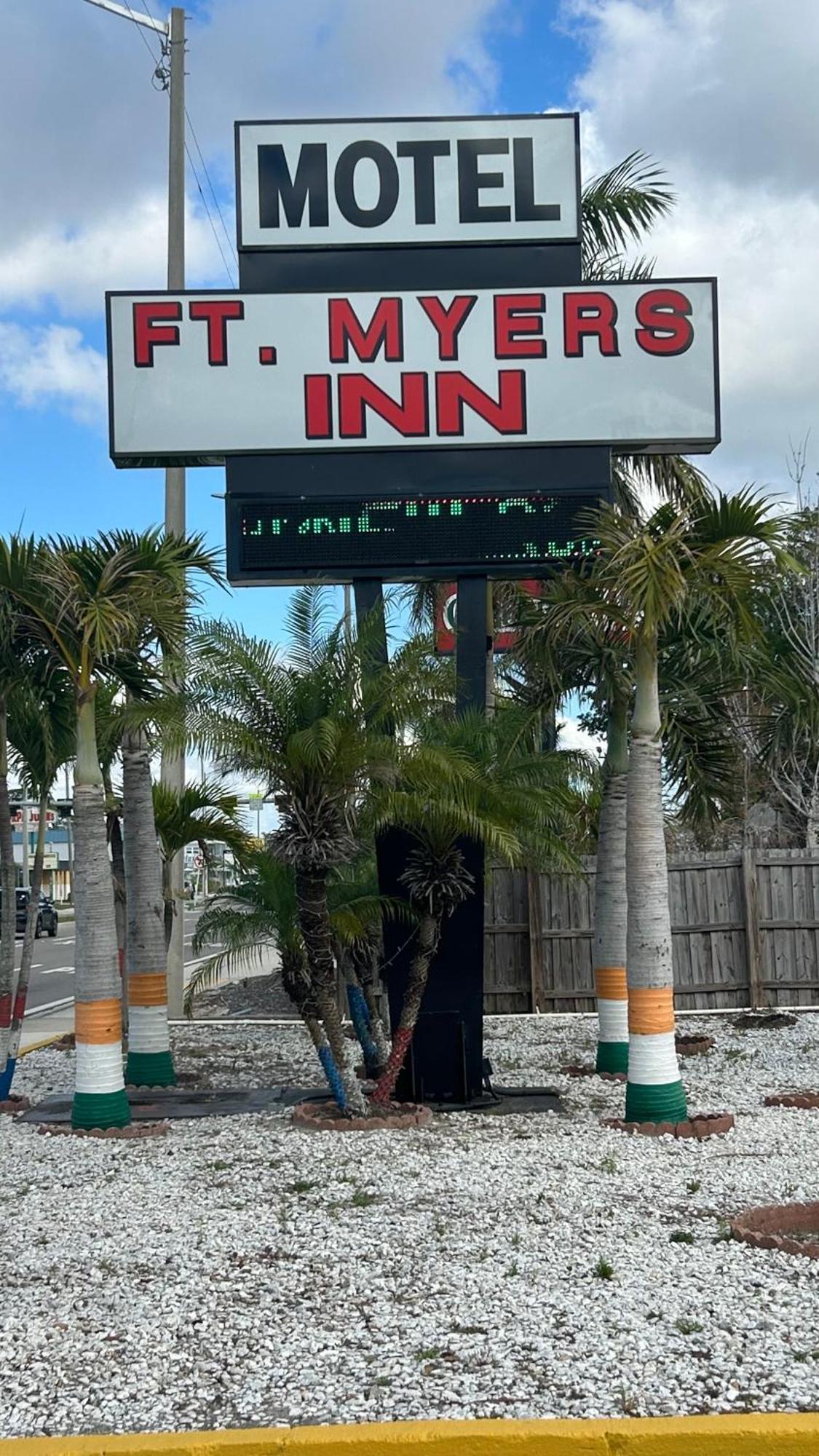 Fort Myers Inn Exterior photo